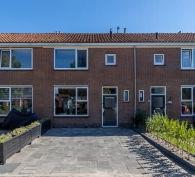 Hoofdafbeelding Burg G H Mulierstraat 12