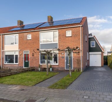 Hoofdafbeelding Menno Simonszstraat 2