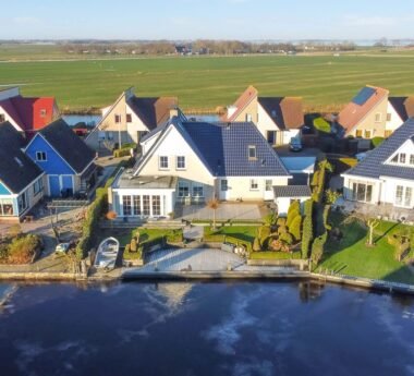 Hoofdafbeelding It Far 23