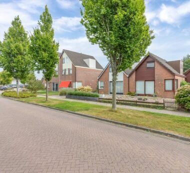 Hoofdafbeelding De Warren 30