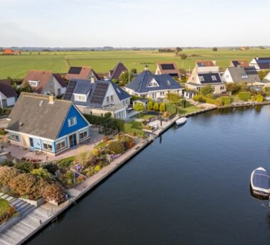 Hoofdafbeelding It Far 24