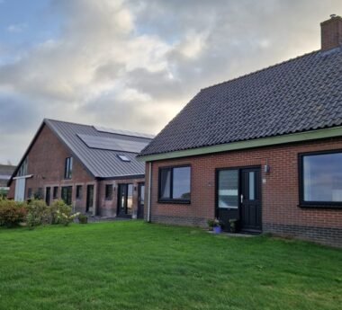 Hoofdafbeelding Venneweg 2