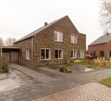 Hoofdafbeelding Douwe Van Epemastraat 7