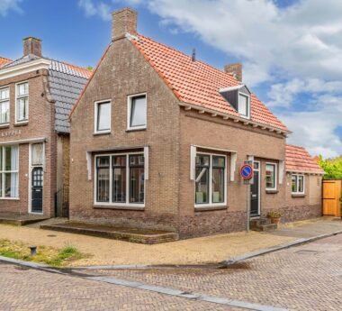 Hoofdafbeelding Schoolstraat 1